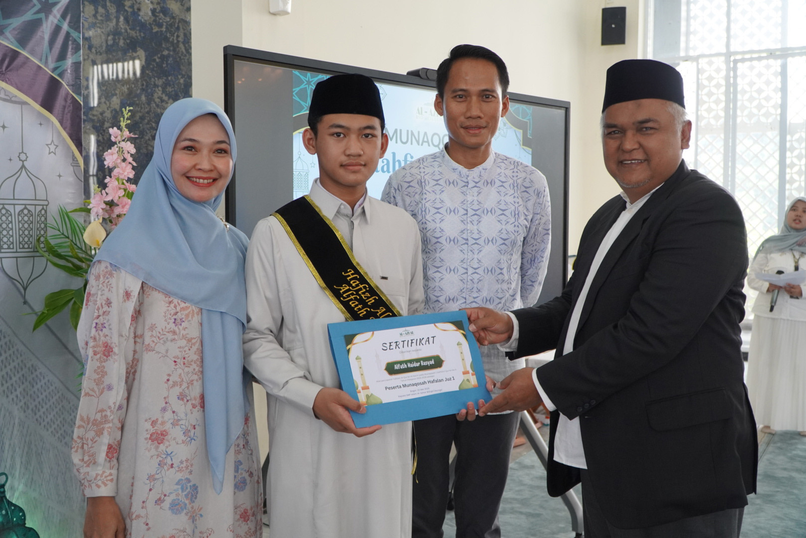 SMP%20Islam%20Al Azhar%20BSD@Cileungsi