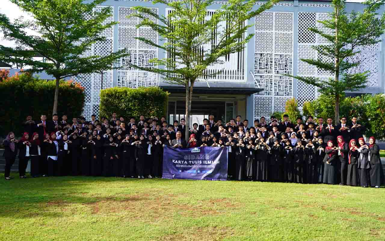 SMP%20Islam%20Al Azhar%20BSD@Cileungsi