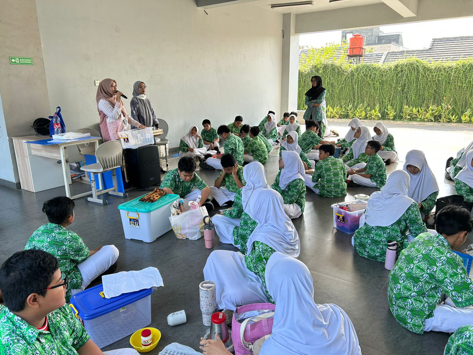 SMP%20Islam%20Al Azhar%20BSD@Cileungsi