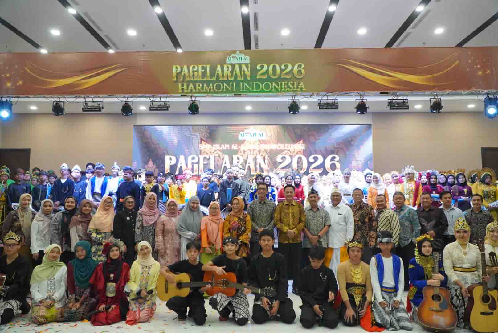 SMP%20Islam%20Al Azhar%20BSD@Cileungsi